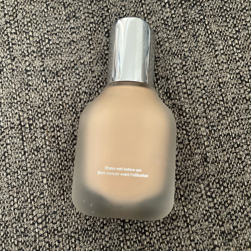 NEW Haus Labs By Lady Gaga Triclone Skin Tech Foundation #175 Light Neutral - Picture 2 of 3